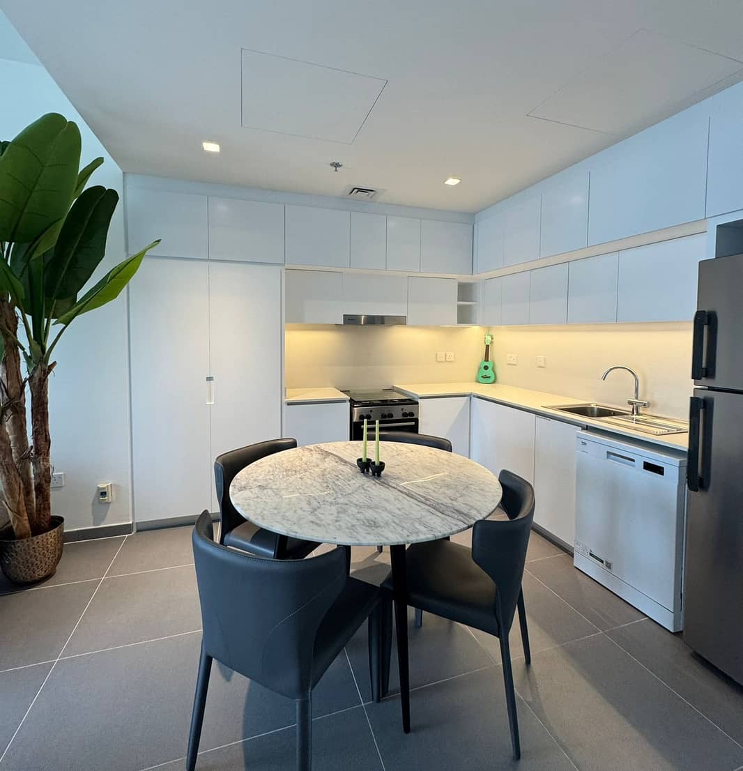 1 Bedroom Apartment, Creek Edge Tower 1 photo 4